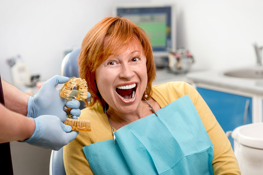 14 mistakes to avoid after a dental implant procedure